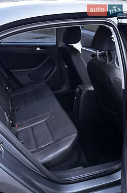 Седан Volkswagen Jetta 2011 в Черкассах