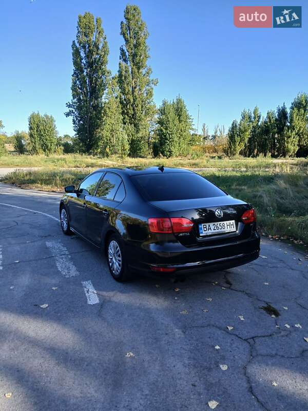 Седан Volkswagen Jetta 2014 в Світловодську