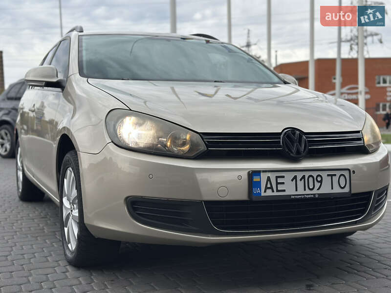 Универсал Volkswagen Jetta 2012 в Днепре