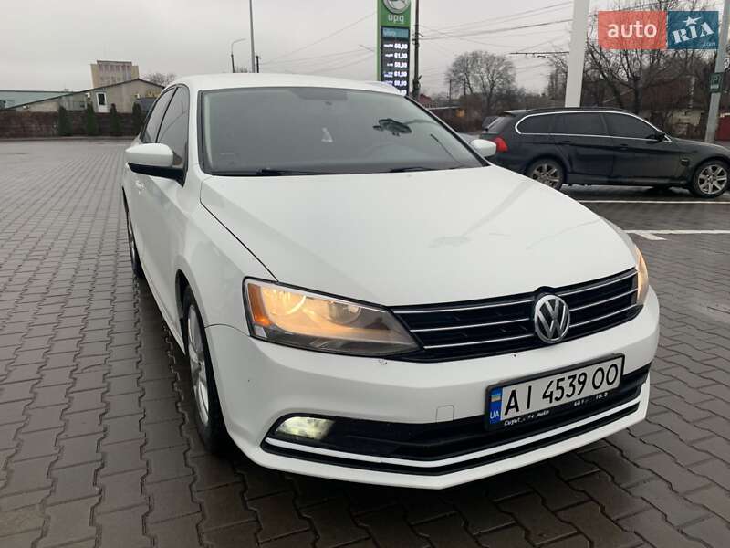 Седан Volkswagen Jetta 2015 в Виннице