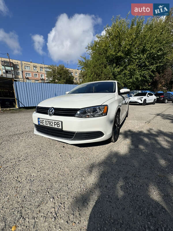 Седан Volkswagen Jetta 2013 в Нікополі