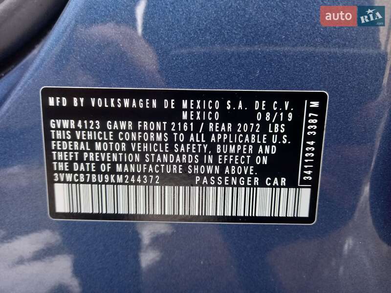 Седан Volkswagen Jetta 2019 в Львове