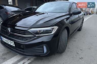 Седан Volkswagen Jetta 2023 в Киеве