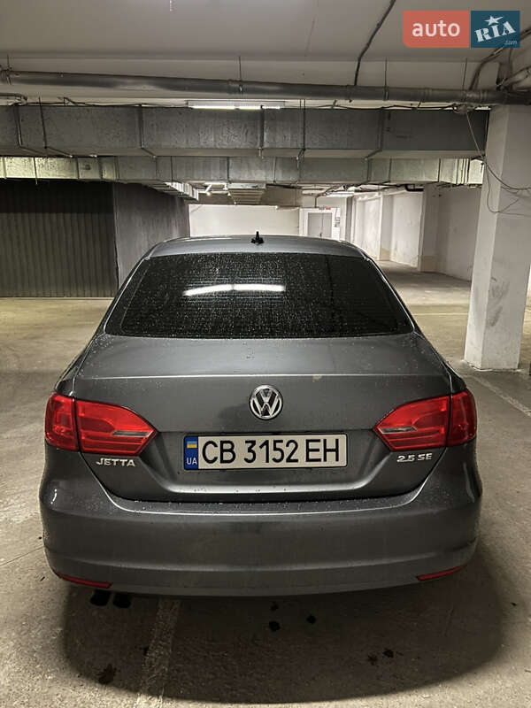 Седан Volkswagen Jetta 2011 в Чернигове