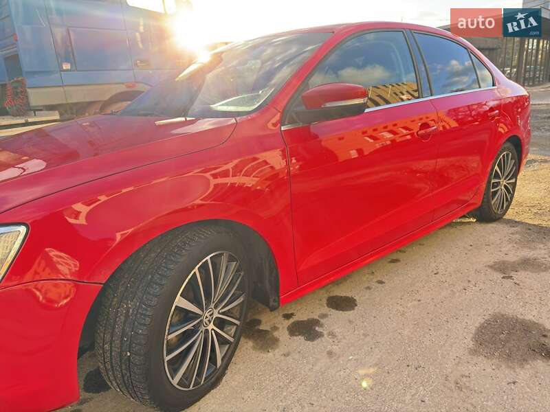 Volkswagen Jetta 2014