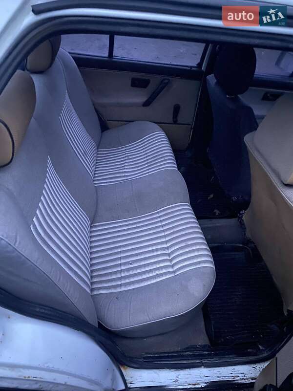 Седан Volkswagen Jetta 1986 в Бучаче