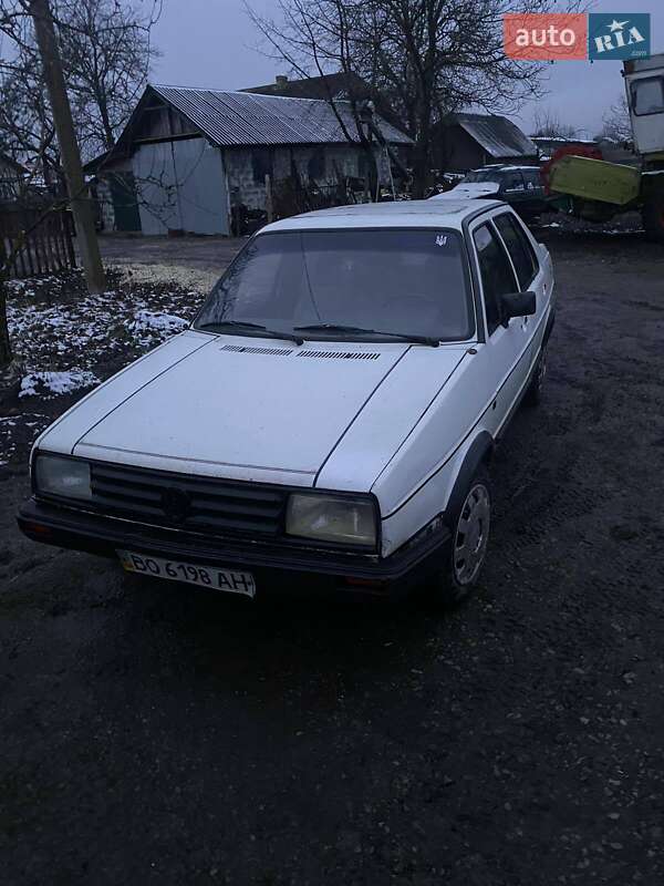 Седан Volkswagen Jetta 1986 в Бучаче