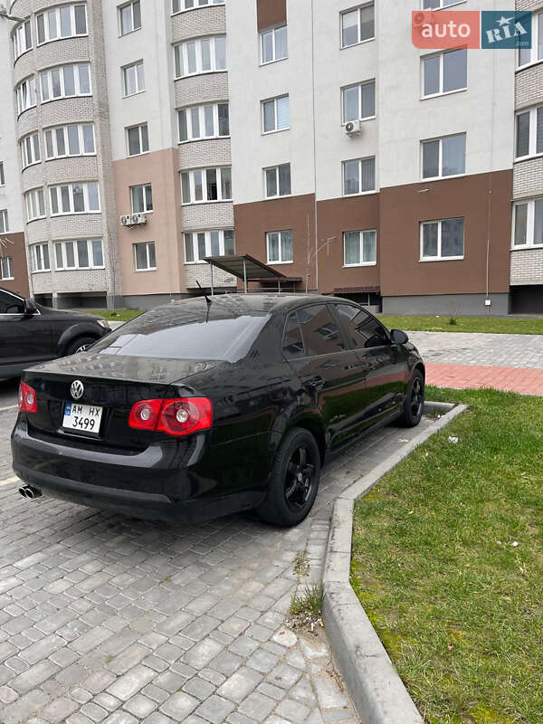 Седан Volkswagen Jetta 2007 в Виннице