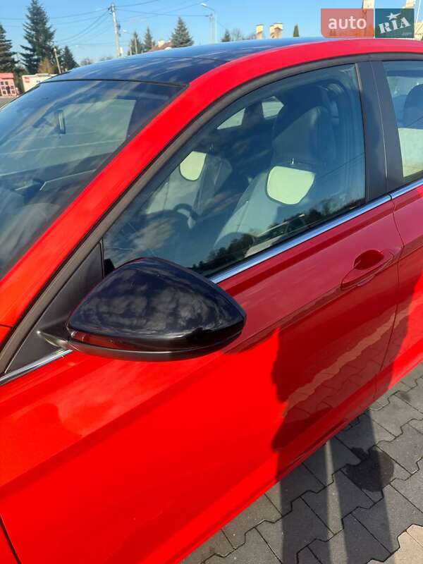 Седан Volkswagen Jetta 2019 в Сумах