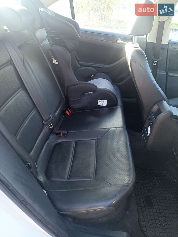 Седан Volkswagen Jetta 2014 в Софіївській Борщагівці фото 21 Седан Volkswagen Jetta 2014 в Софіївській Борщагівці