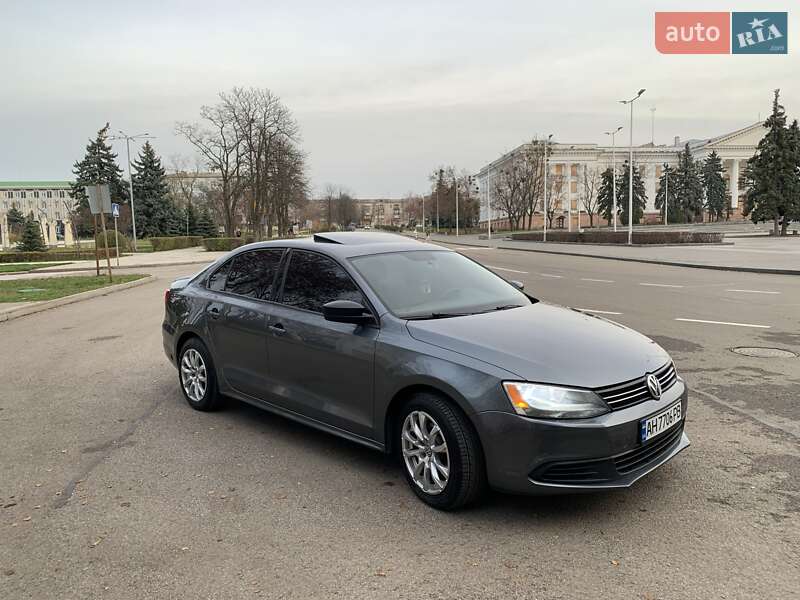 Седан Volkswagen Jetta 2013 в Краматорську