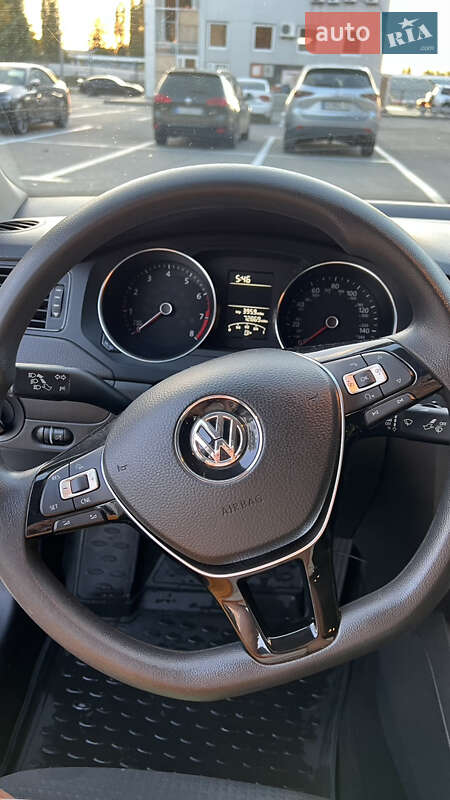 Седан Volkswagen Jetta 2015 в Харькове