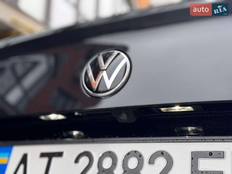 Седан Volkswagen Jetta 2022 в Ивано-Франковске