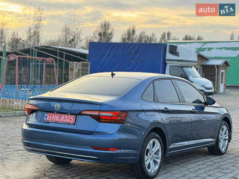 Седан Volkswagen Jetta 2018 в Ковелі