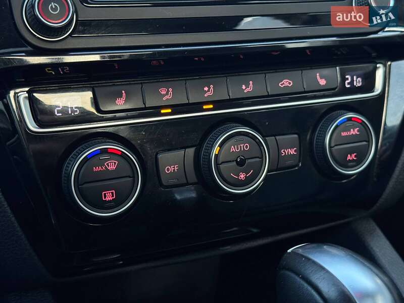 Седан Volkswagen Jetta 2017 в Ровно фото 41 Седан Volkswagen Jetta 2017 в Ровно