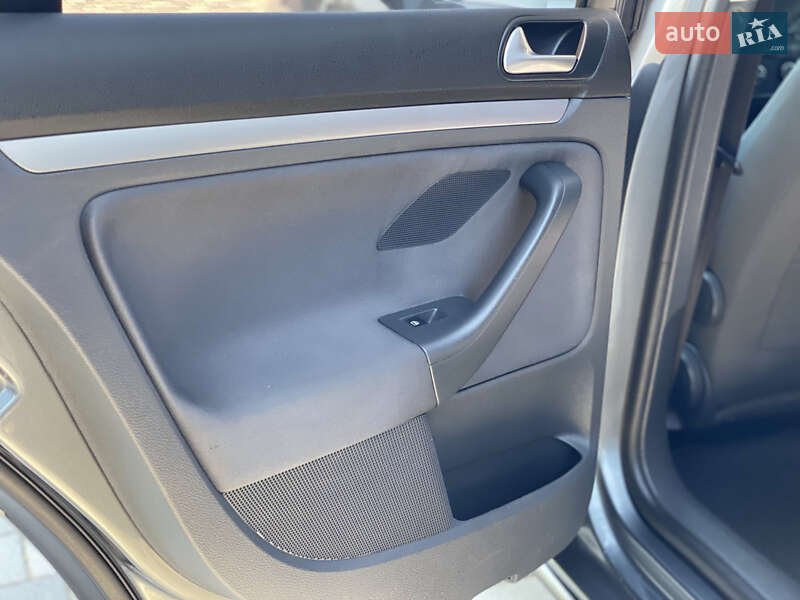 Седан Volkswagen Jetta 2007 в Старокостянтинові