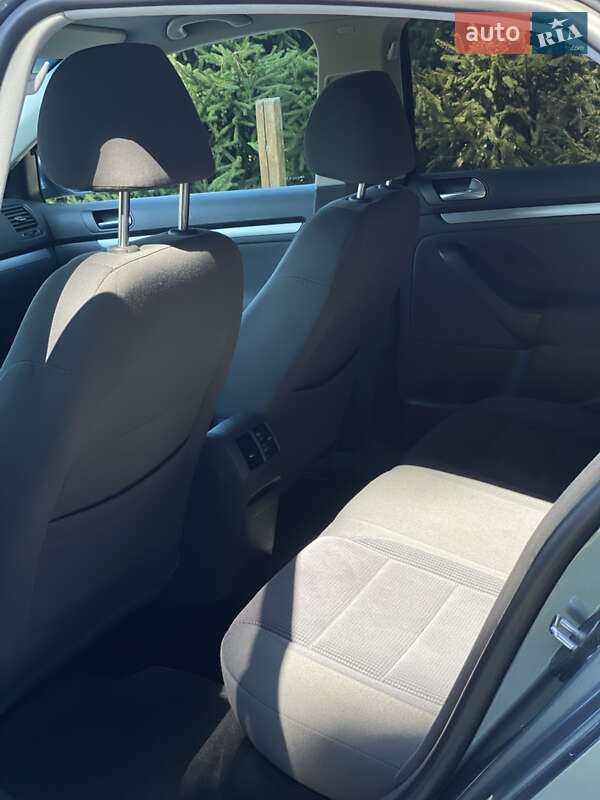 Седан Volkswagen Jetta 2007 в Старокостянтинові