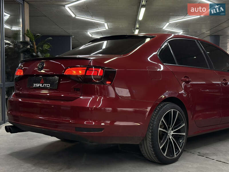 Седан Volkswagen Jetta 2016 в Одессе фото 18 Седан Volkswagen Jetta 2016 в Одессе
