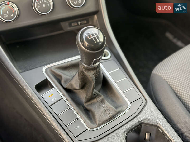 Седан Volkswagen Jetta 2021 в Києві