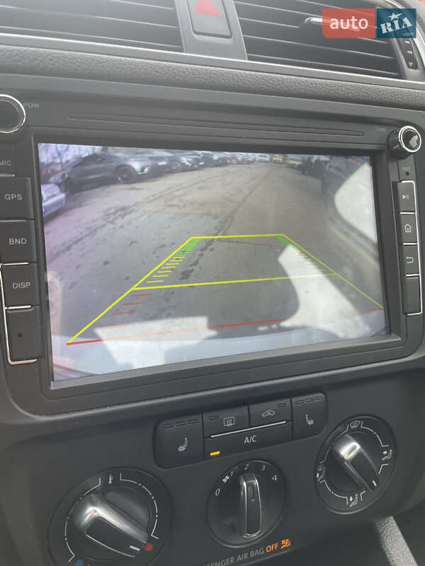 Седан Volkswagen Jetta 2012 в Києві