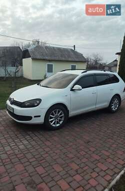 Универсал Volkswagen Jetta 2012 в Новых Санжарах
