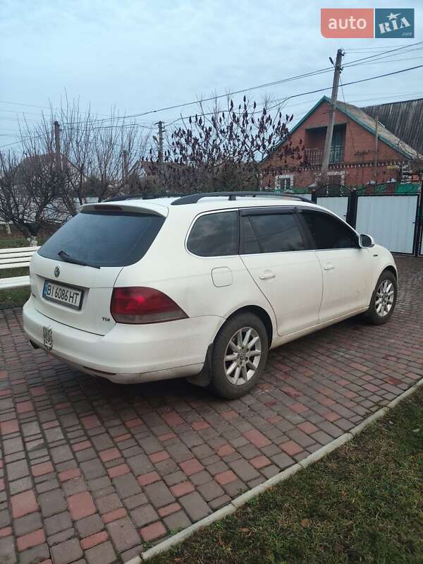 Універсал Volkswagen Jetta 2012 в Нових Санжарах