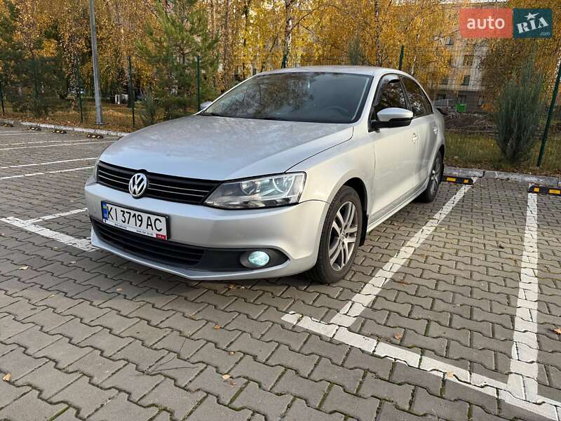 Volkswagen Jetta 2011