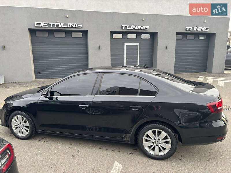 Седан Volkswagen Jetta 2016 в Києві