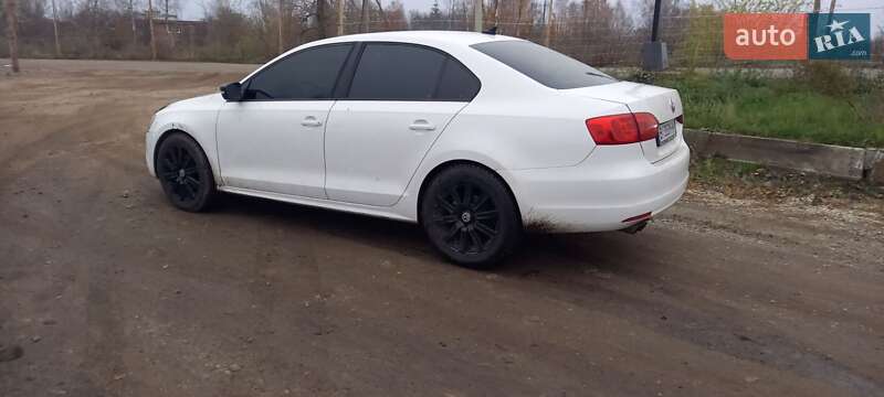 Volkswagen Jetta 2012