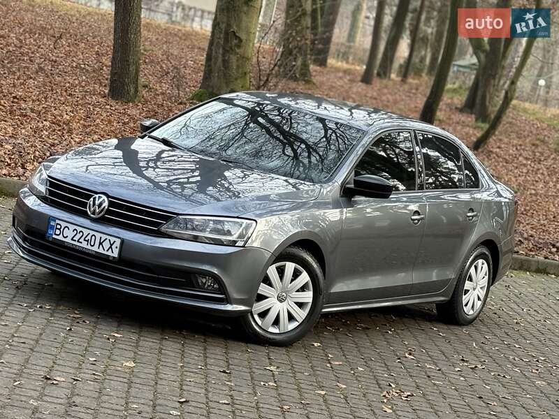 Седан Volkswagen Jetta 2015 в Львове фото 47 Седан Volkswagen Jetta 2015 в Львове