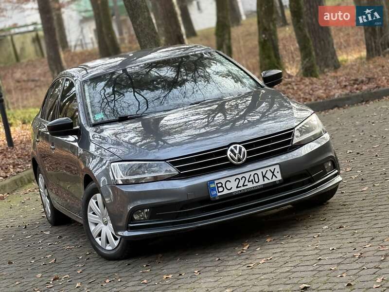 Седан Volkswagen Jetta 2015 в Львове фото 65 Седан Volkswagen Jetta 2015 в Львове