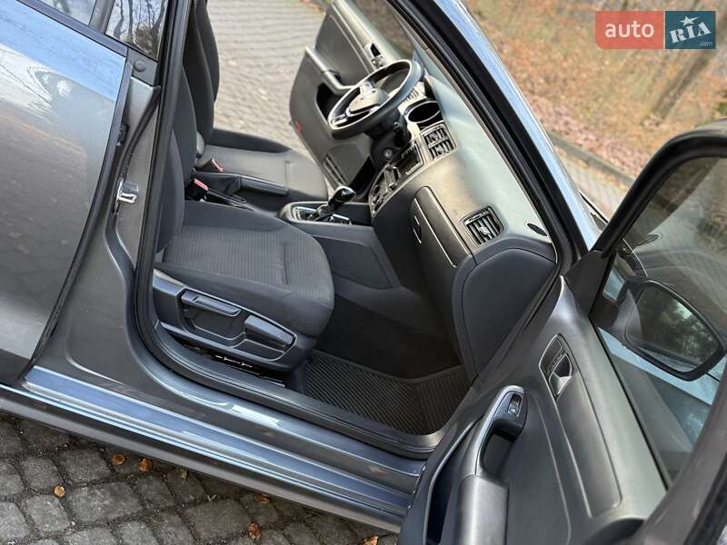 Седан Volkswagen Jetta 2015 в Львове фото 105 Седан Volkswagen Jetta 2015 в Львове