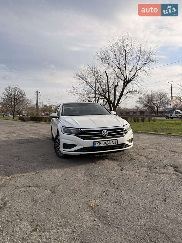 Седан Volkswagen Jetta 2018 в Дніпрі