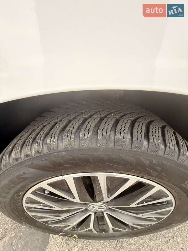 Седан Volkswagen Jetta 2018 в Дніпрі