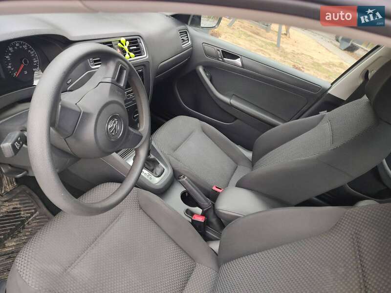 Седан Volkswagen Jetta 2014 в Одесі