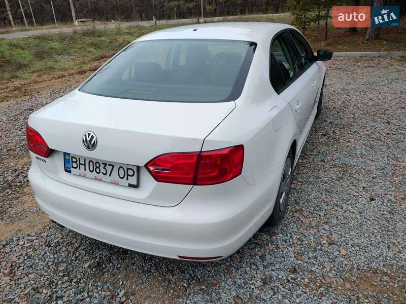 Седан Volkswagen Jetta 2014 в Одесі