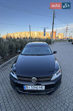 Седан Volkswagen Jetta 2014 в Полтаві