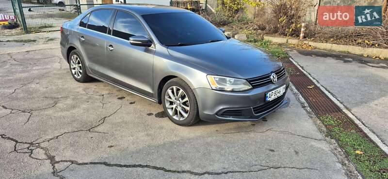 Седан Volkswagen Jetta 2014 в Запоріжжі