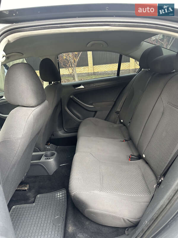 Седан Volkswagen Jetta 2011 в Полтаве