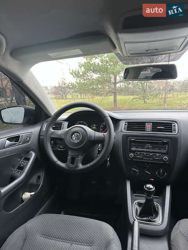 Седан Volkswagen Jetta 2011 в Полтаве