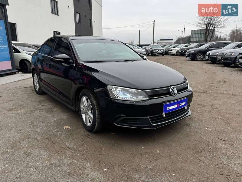 Седан Volkswagen Jetta 2013 в Вінниці