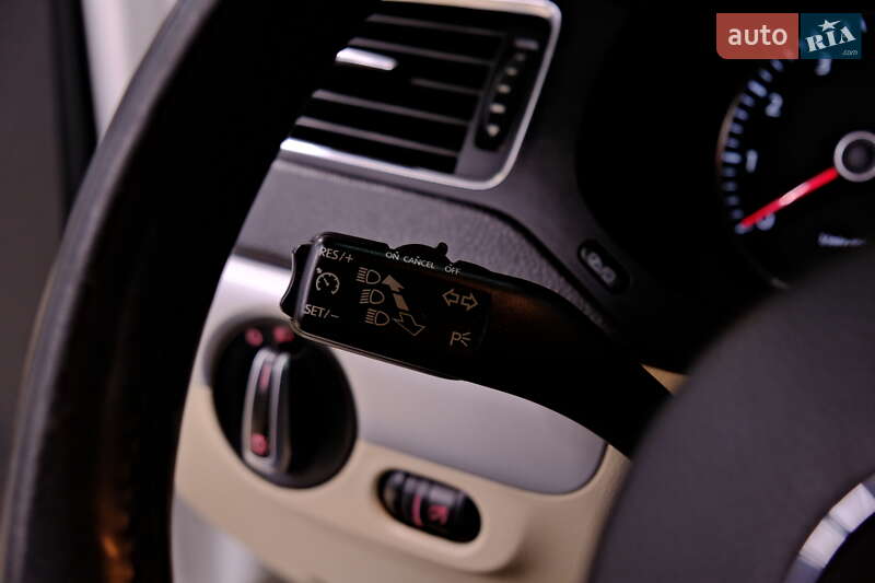 Седан Volkswagen Jetta 2012 в Одессе фото 22 Седан Volkswagen Jetta 2012 в Одессе