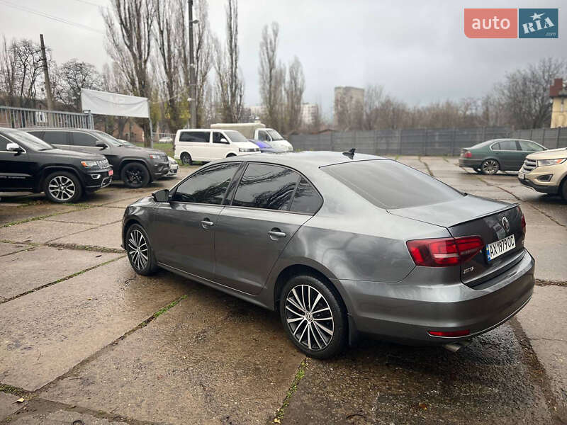 Седан Volkswagen Jetta 2017 в Харькове