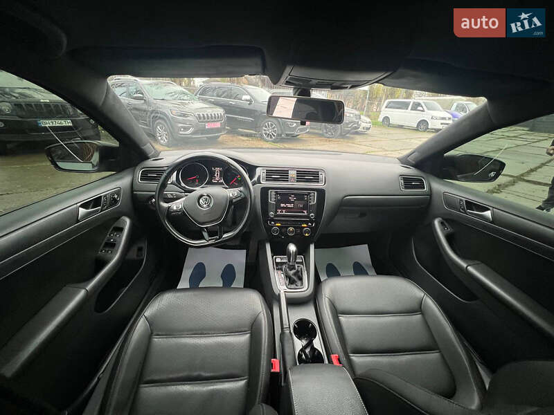 Седан Volkswagen Jetta 2017 в Харькове