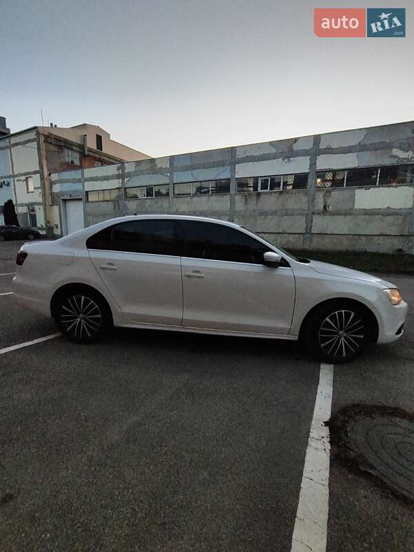 Седан Volkswagen Jetta 2012 в Кропивницькому