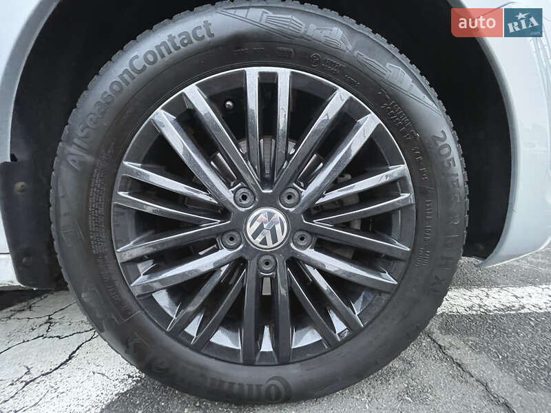 Седан Volkswagen Jetta 2012 в Киеве