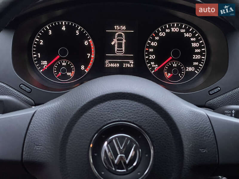 Седан Volkswagen Jetta 2012 в Киеве