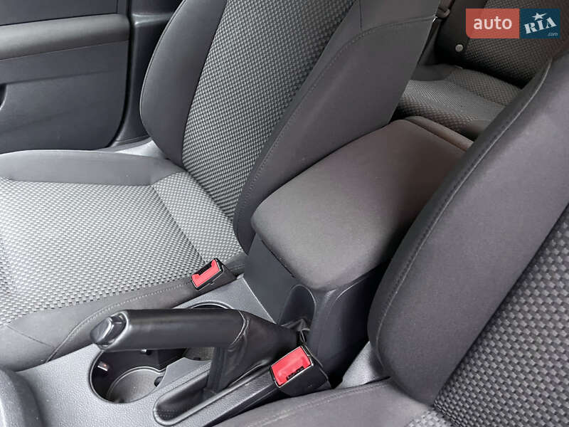 Седан Volkswagen Jetta 2012 в Киеве