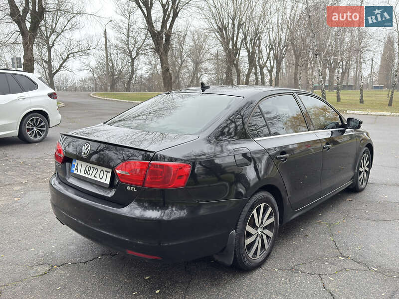 Седан Volkswagen Jetta 2013 в Кременчуці