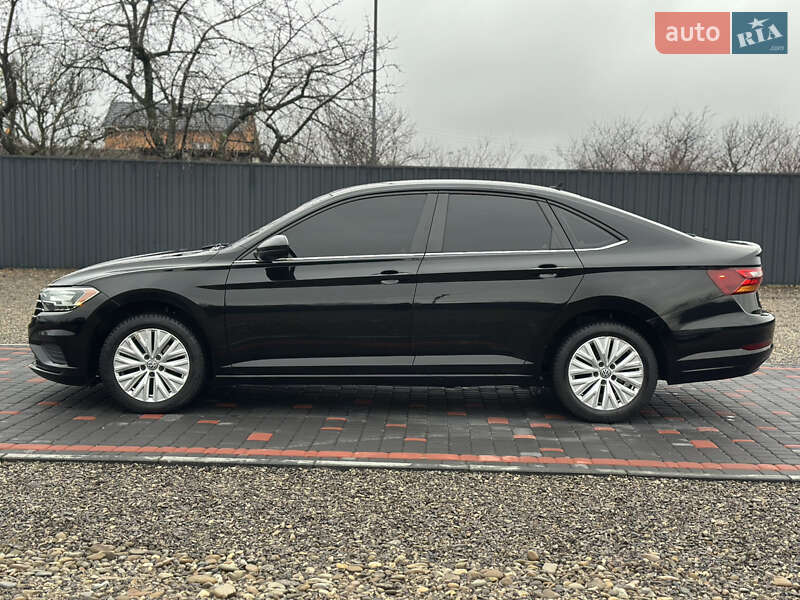 Седан Volkswagen Jetta 2019 в Берегово